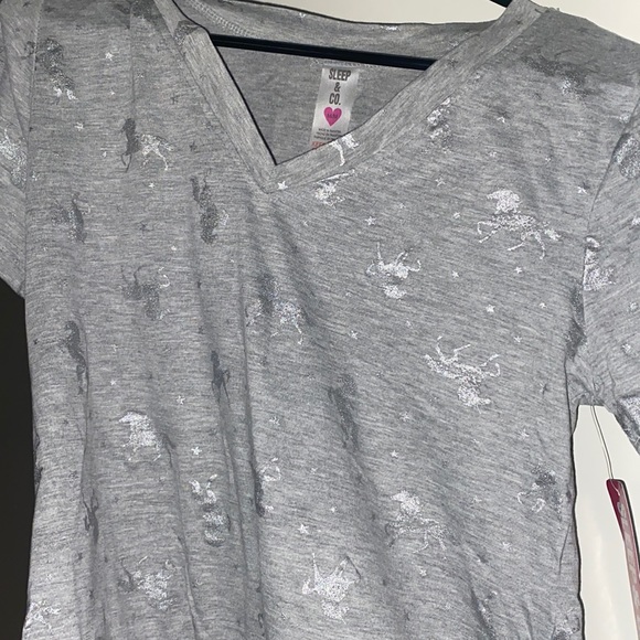 Night shirt - Picture 2 of 6